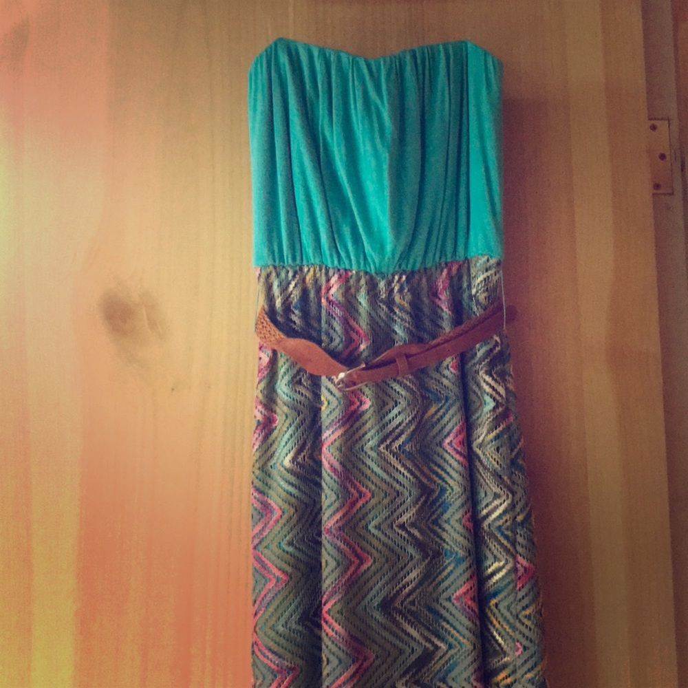 Von Maur- Teal maxi dress with colored bottom